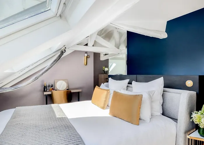 Hotel Opera Opal 4*
