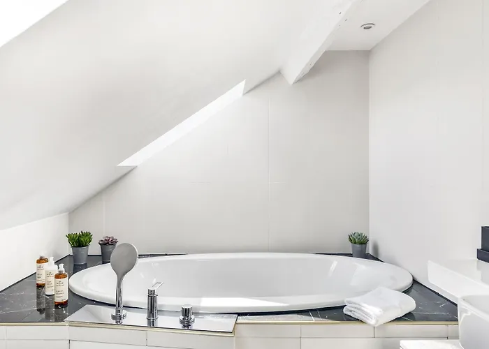 Opera Opal Hotel 4*