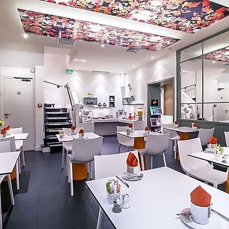 Opera Opal
